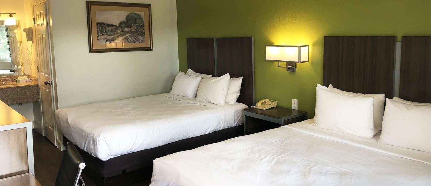 BOOK YOUR STAY AT THE GILROY INN TODAY